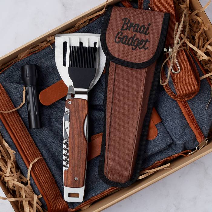 Close-up of the Gadget Dad Gift Box with braai tools and stylish accessories, ideal for BBQ enthusiasts and backyard chefs.